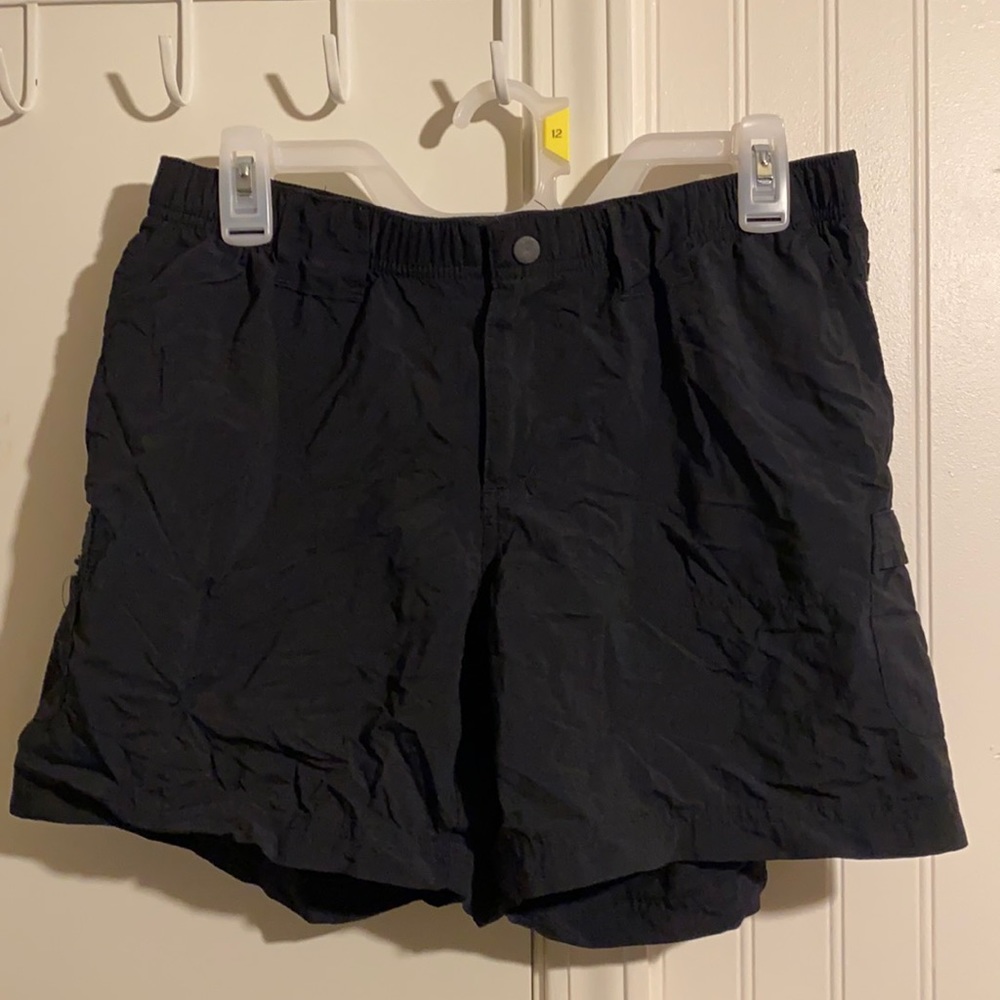 Women’s Columbia Black Shorts Size Medium